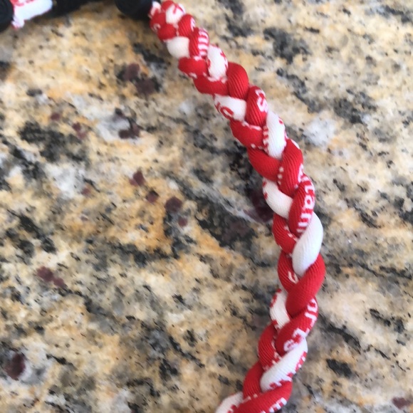Men’s Sports Rope Necklace (red/white) - Picture 3 of 8